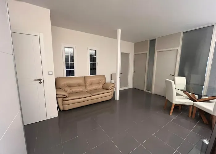 Costa 101 Χιχόν